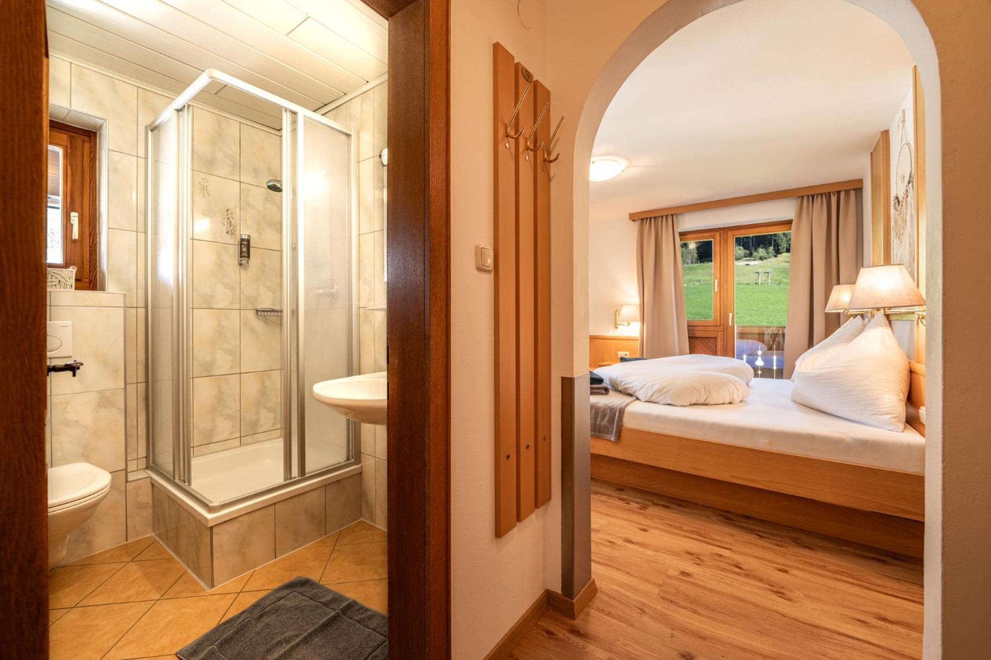 Oberlehenhof Villa Капрун Стая снимка